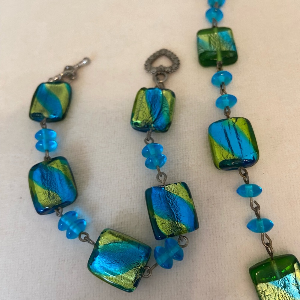 Handmade beaded necklace and bracelet set